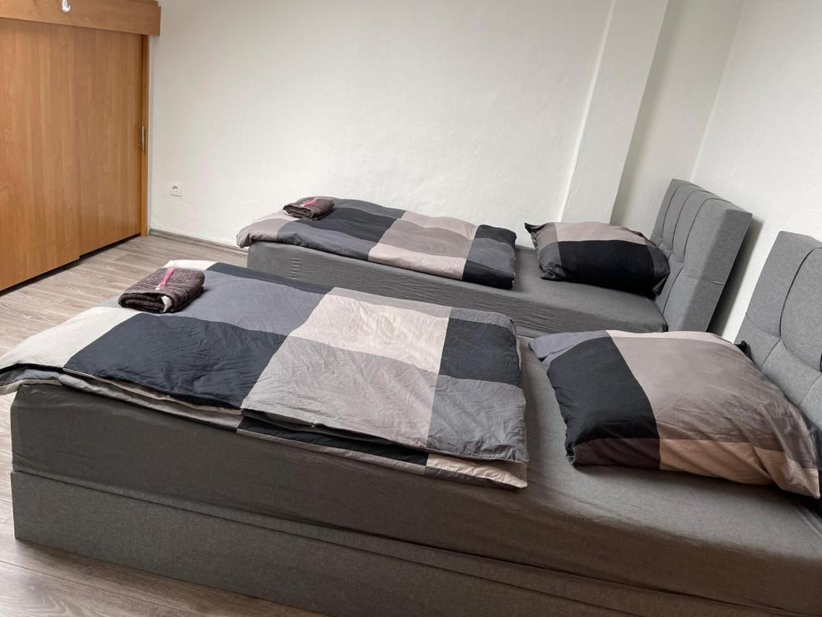 Apartment Bis Zu 8 Einzelbetten Stellplatz Wifi Essen Kültér fotó